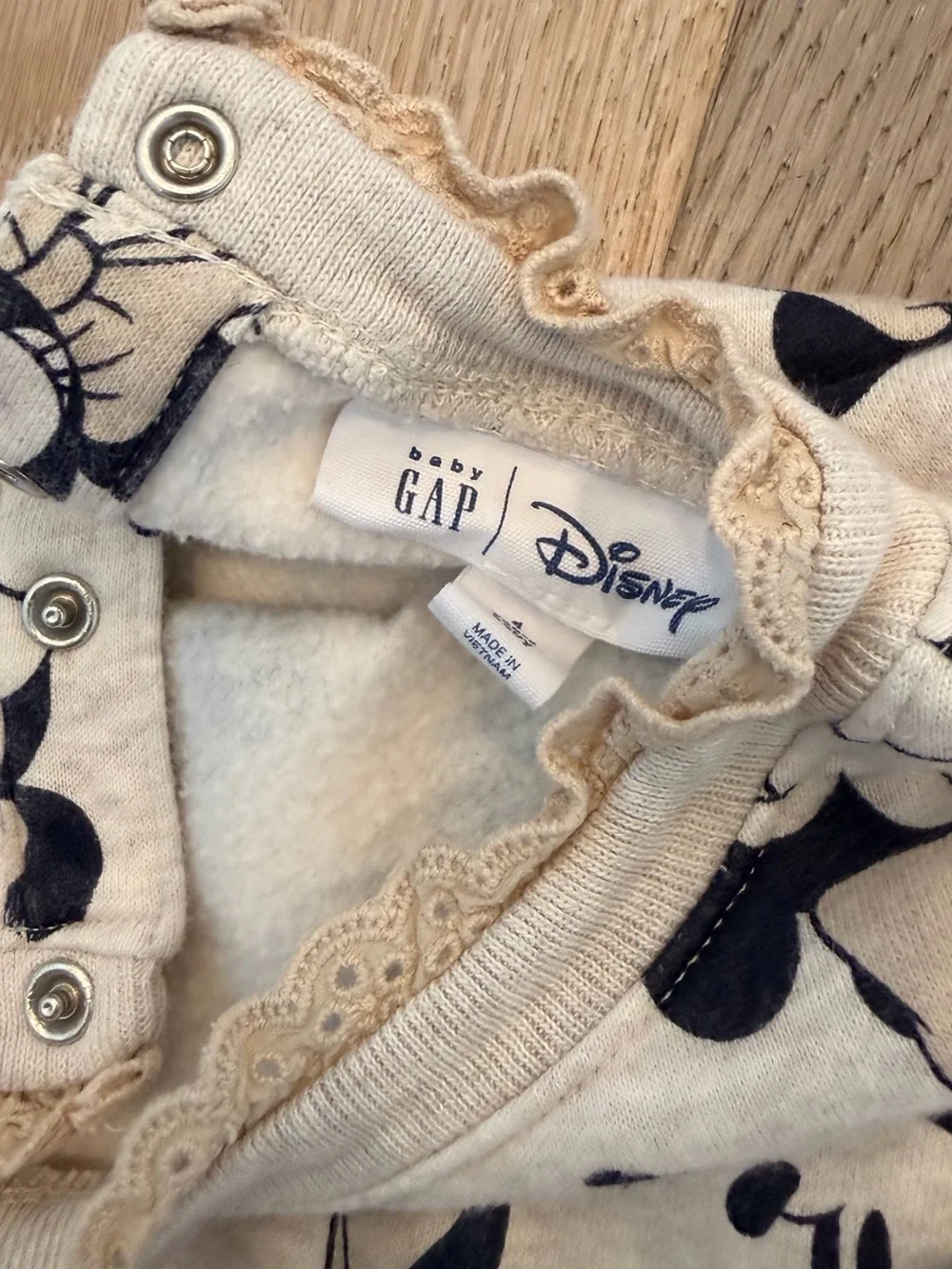 baby GAP Disney Girls Minnie Mouse Crewneck Sweatshirt
